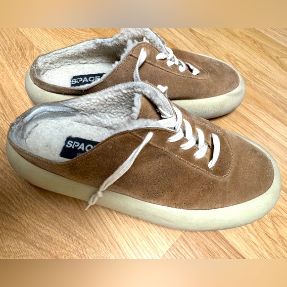 GOLDEN GOOSE Men's Space-Star Sabots Suede Perforated Star Size 42 - Picture 3 of 12